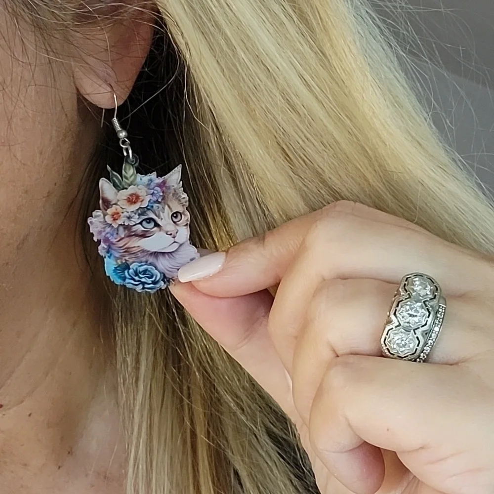 🔥LAST PAIR🔥 BOHEMIAN KITTY DROP EARRINGS